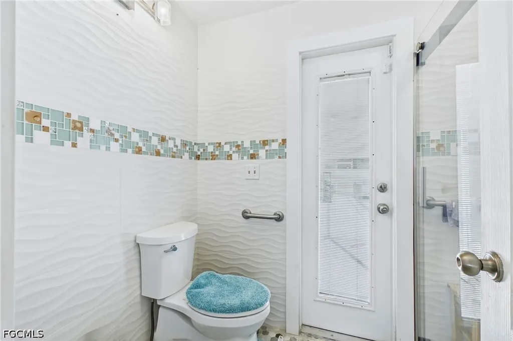 4822 SW 1st Court Cape Coral FL 33914