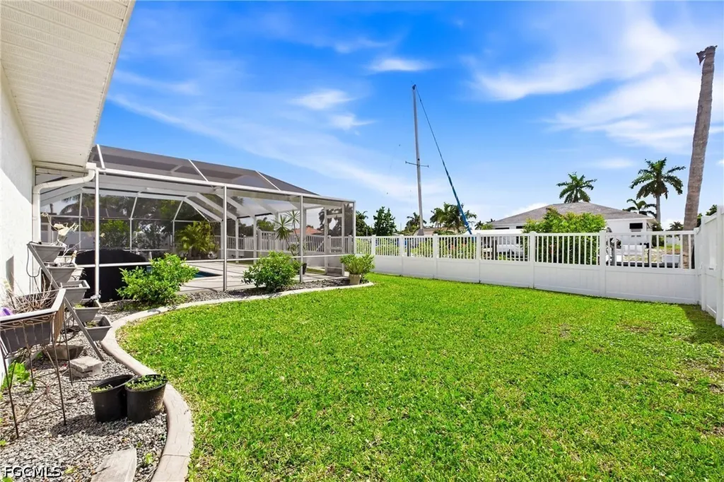 4822 SW 1st Court Cape Coral FL 33914