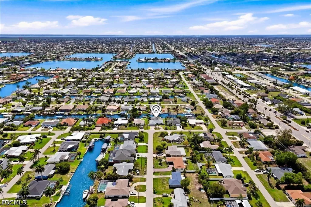 4822 SW 1st Court Cape Coral FL 33914