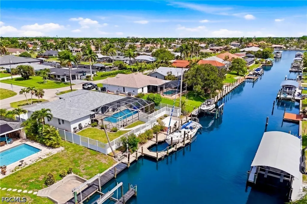 4822 SW 1st Court Cape Coral FL 33914