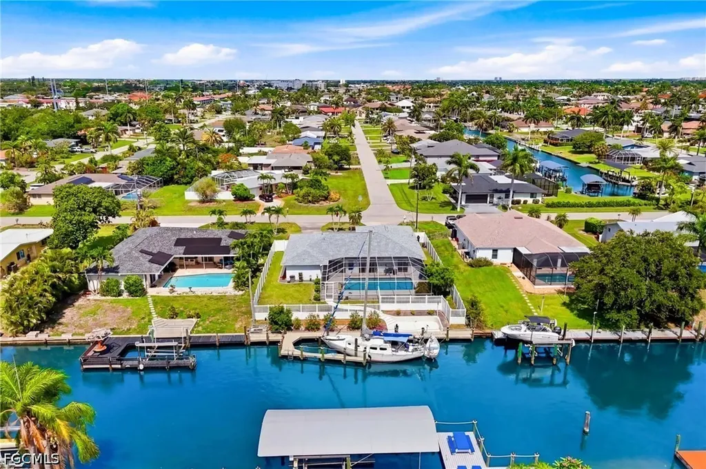 4822 SW 1st Court Cape Coral FL 33914