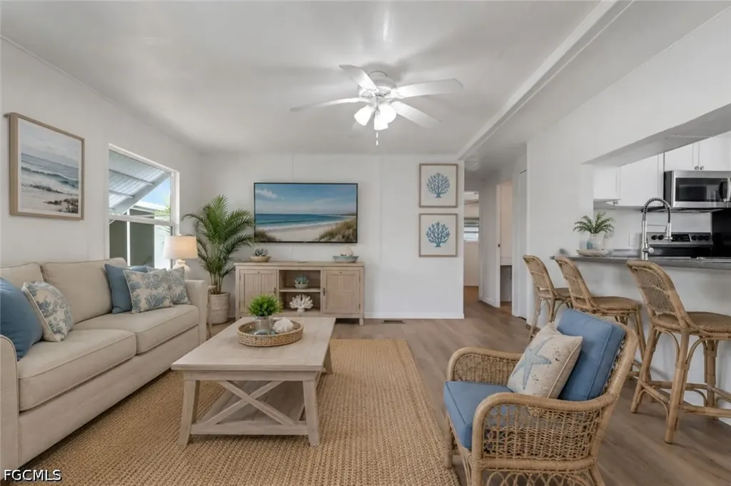 243 Tangerine Drive Fort Myers FL 33905