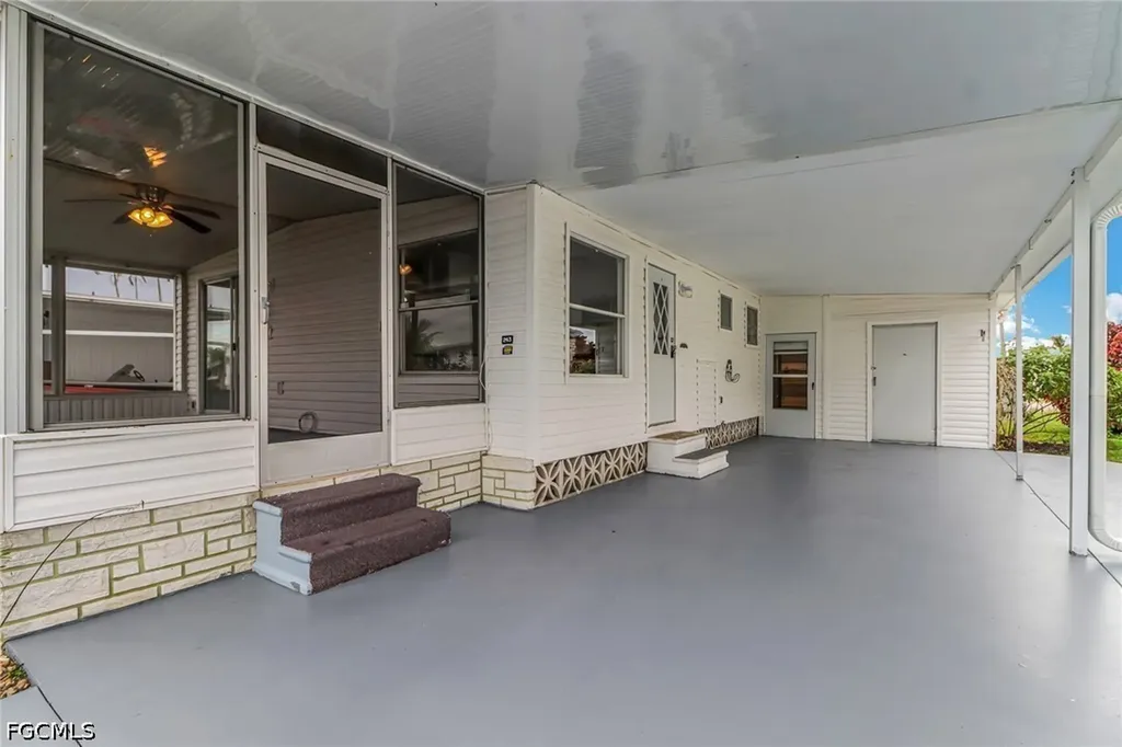 243 Tangerine Drive Fort Myers FL 33905