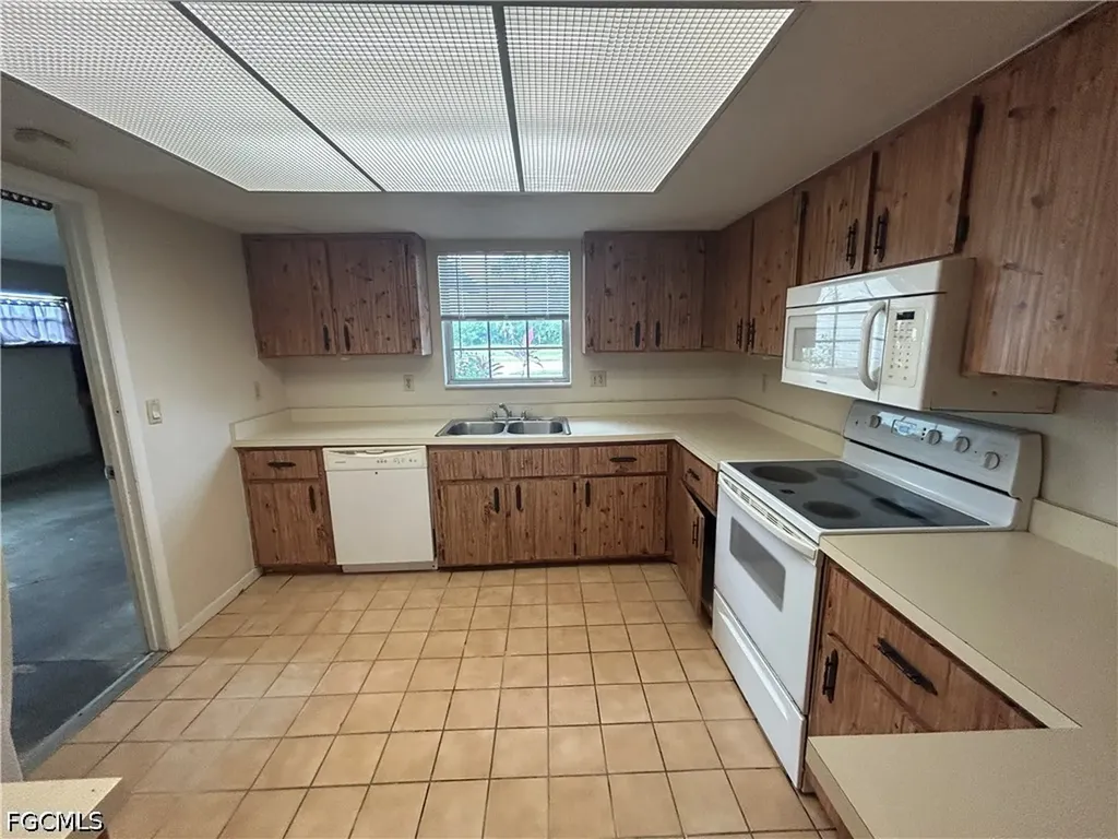 209 Cultural Park Boulevard S Cape Coral FL 33990