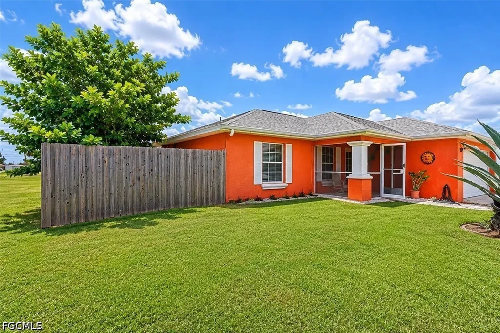 Cape Coral FL, 507 Diplomat Parkway E