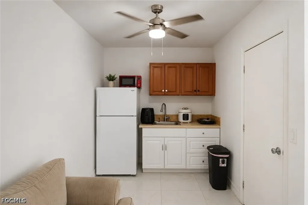 507 Diplomat Parkway E Cape Coral FL 33909