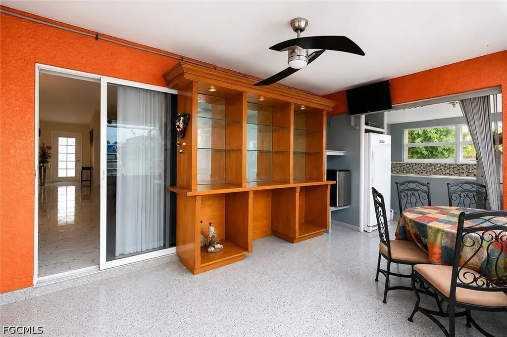 507 Diplomat Parkway E Cape Coral FL 33909
