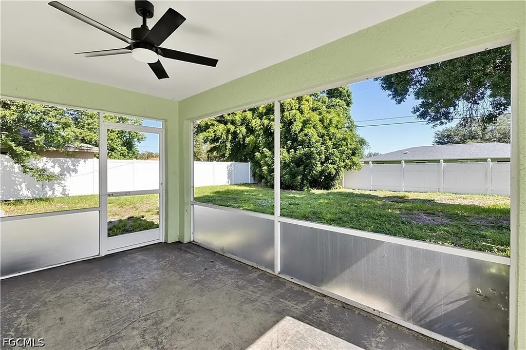 1401 SE 3rd Street Cape Coral FL 33990