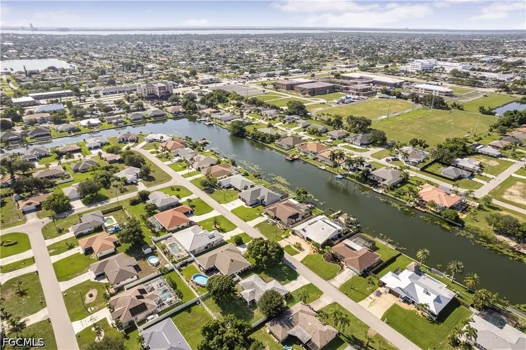 1401 SE 3rd Street Cape Coral FL 33990