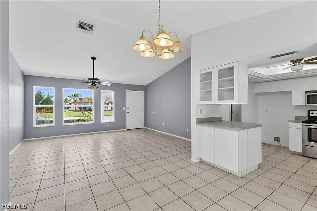 1401 SE 3rd Street Cape Coral FL 33990