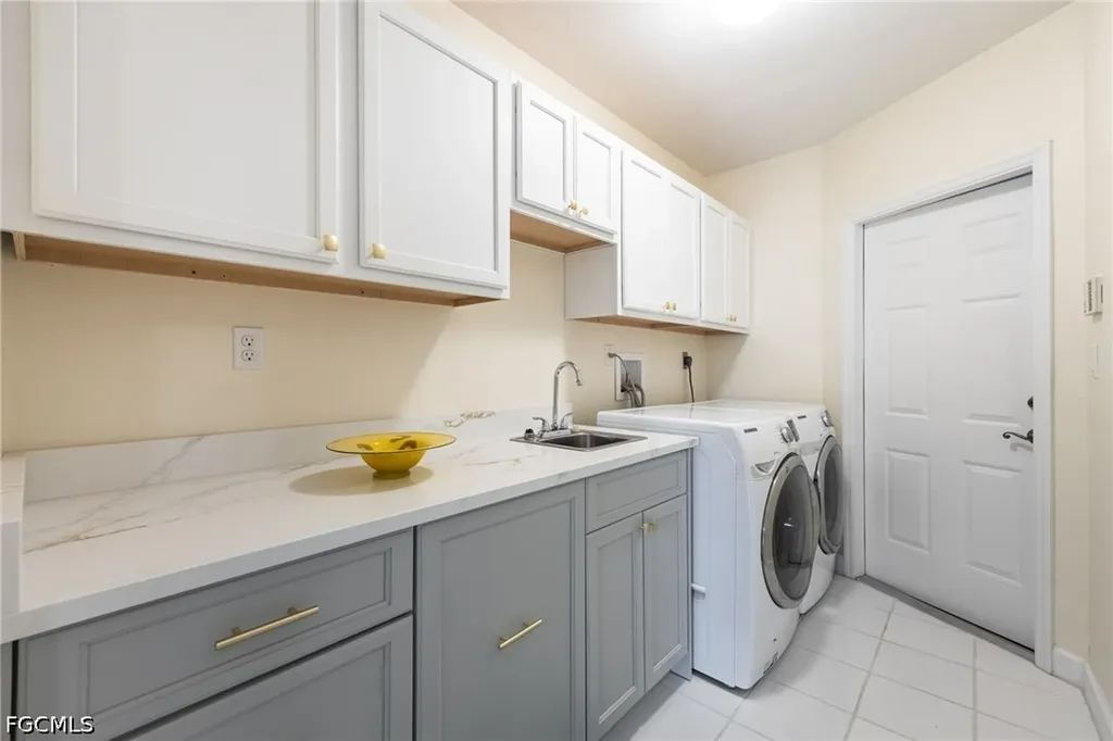 15484 Admiralty Circle North Fort Myers FL 33917