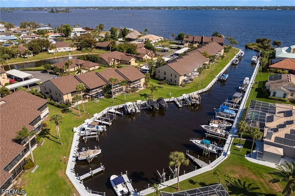 15484 Admiralty Circle North Fort Myers FL 33917