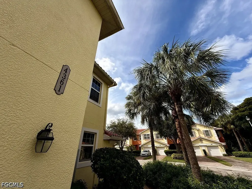 4361 Lazio Way Fort Myers FL 33901