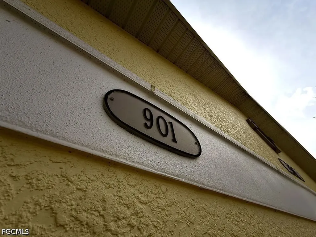 4361 Lazio Way Fort Myers FL 33901