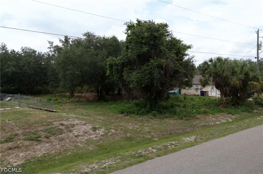 2510 66th Street W Lehigh Acres FL 33971