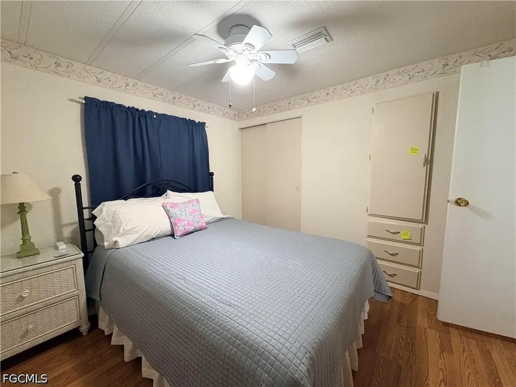 3163 Indian Village Lane North Fort Myers FL 33917