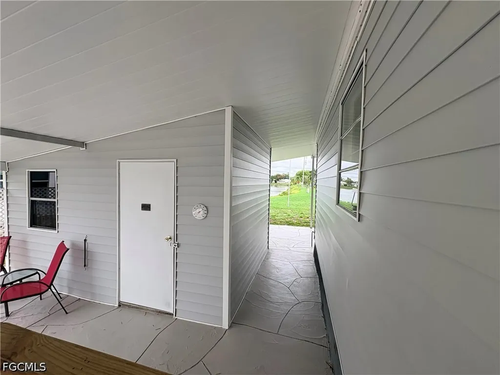 3163 Indian Village Lane North Fort Myers FL 33917