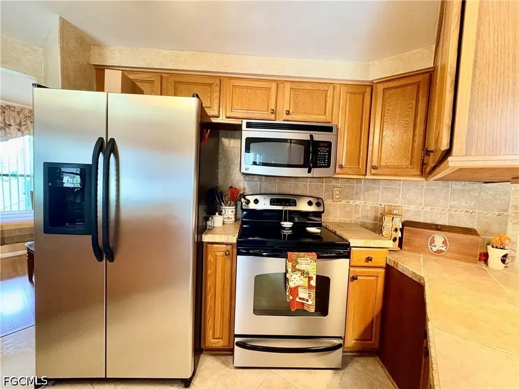 3163 Indian Village Lane North Fort Myers FL 33917