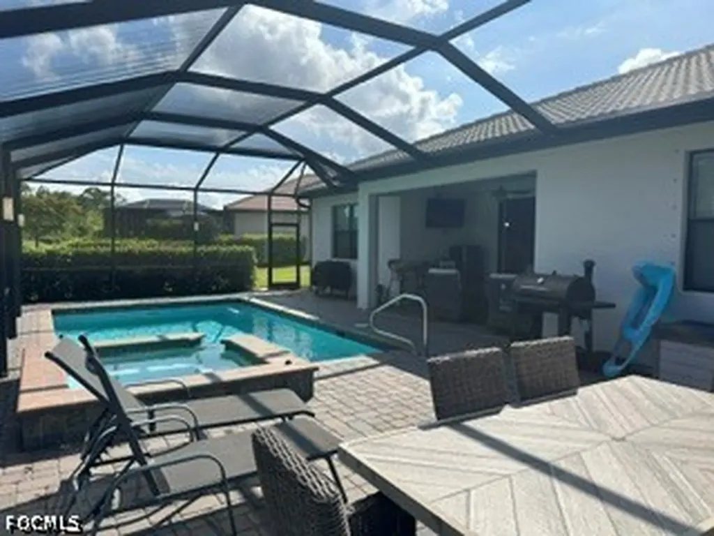 10909 Pistoia Drive Fort Myers FL 33913
