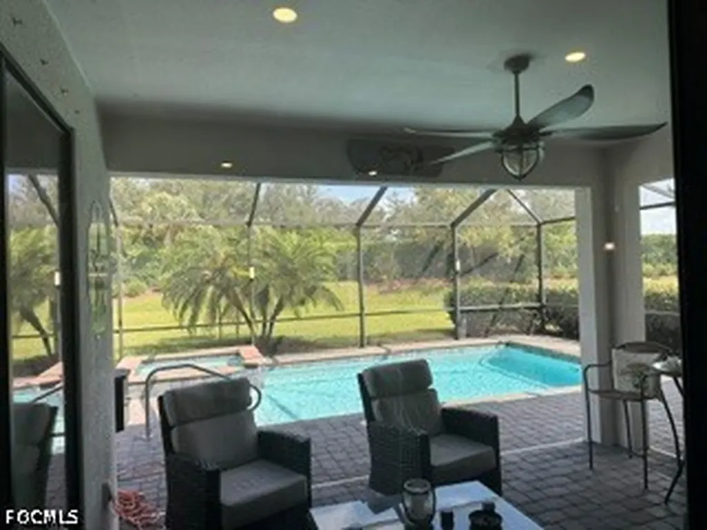 10909 Pistoia Drive Fort Myers FL 33913