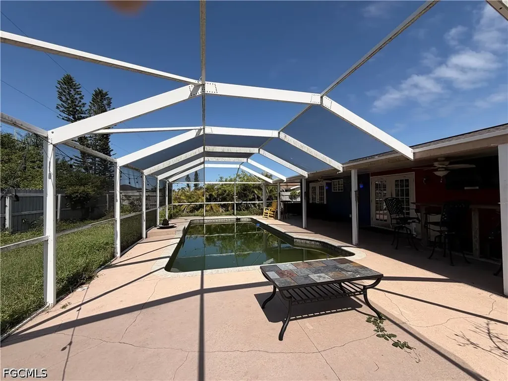 1506 NE 13th Terrace Cape Coral FL 33909