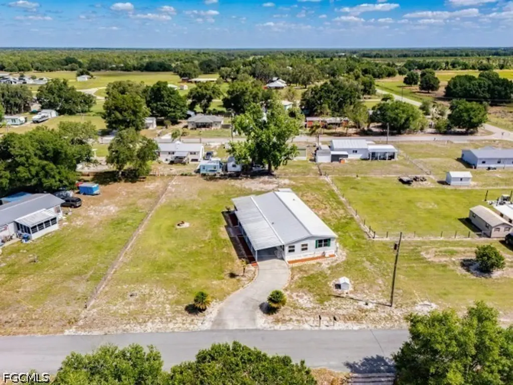 1586 NE Grapefruit Street Arcadia FL 34266