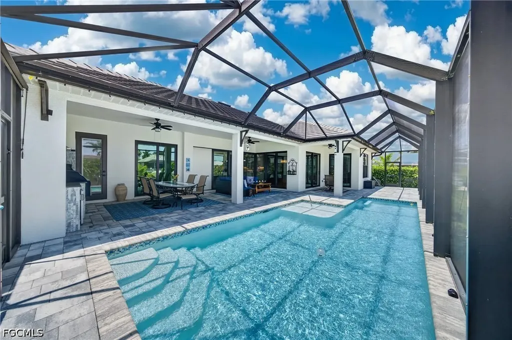 2803 SW 25th Terrace Cape Coral FL 33914