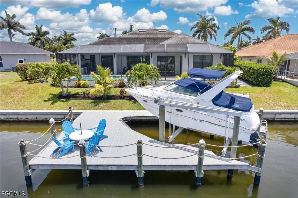 2803 SW 25th Terrace Cape Coral FL 33914