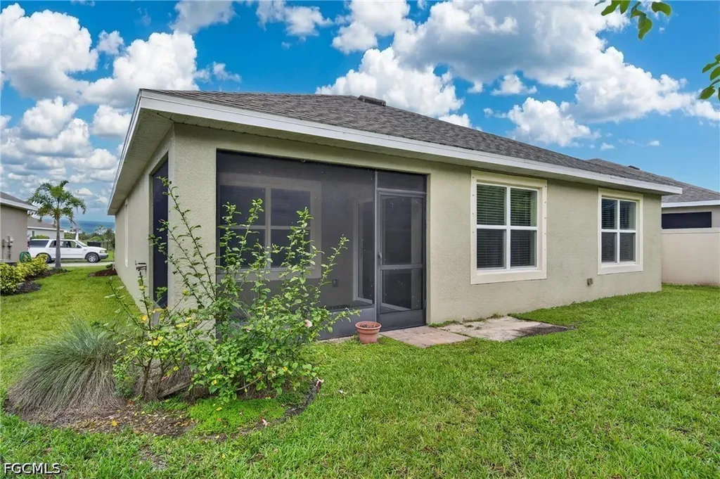 18546 Marlin Kite Lane North Fort Myers FL 33917