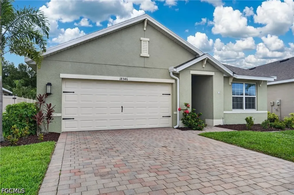 18546 Marlin Kite Lane North Fort Myers FL 33917