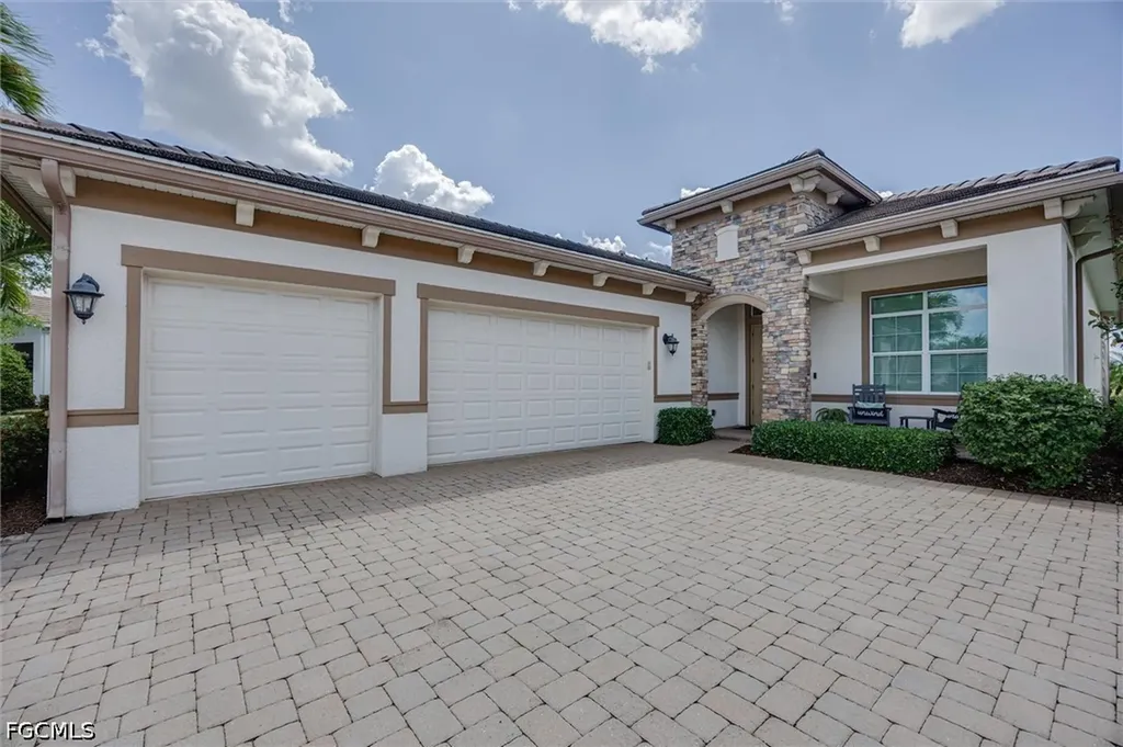 2977 Willow Ridge Court Fort Myers FL 33905