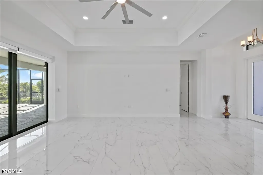 901 NW 33rd Place Cape Coral FL 33993