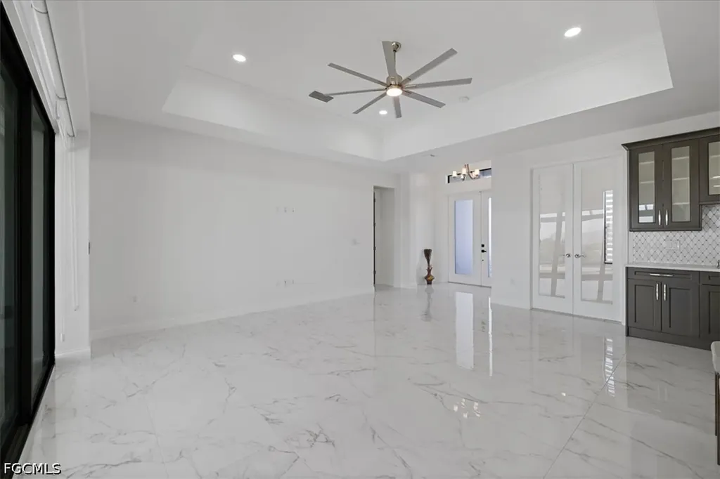 901 NW 33rd Place Cape Coral FL 33993