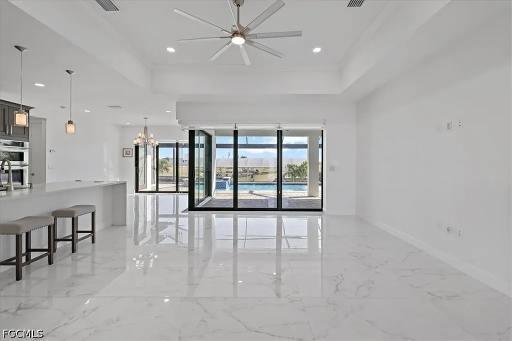 901 NW 33rd Place Cape Coral FL 33993