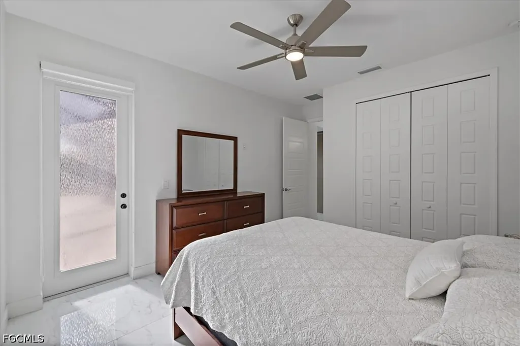 901 NW 33rd Place Cape Coral FL 33993