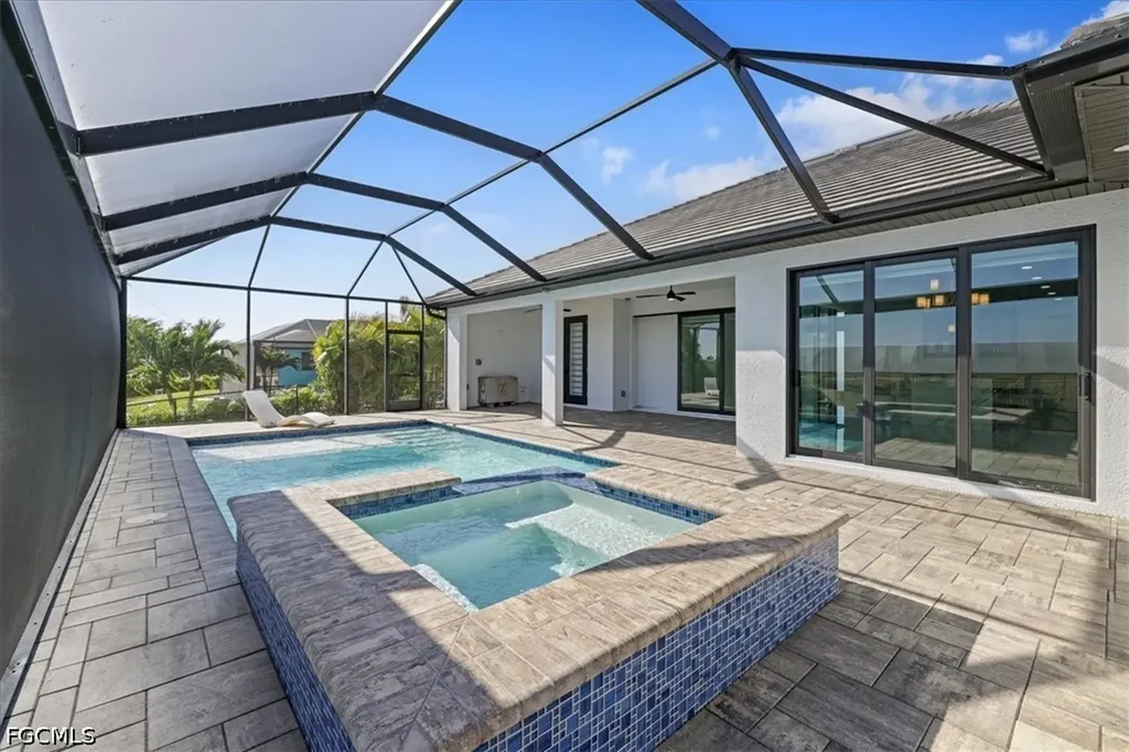 901 NW 33rd Place Cape Coral FL 33993