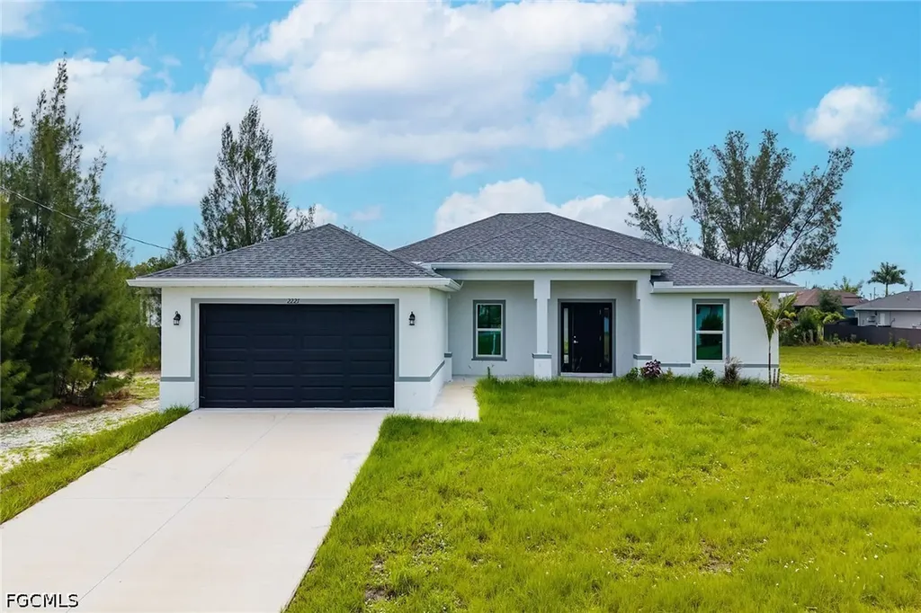 Cape Coral FL, 2221 NW 43rd Avenue