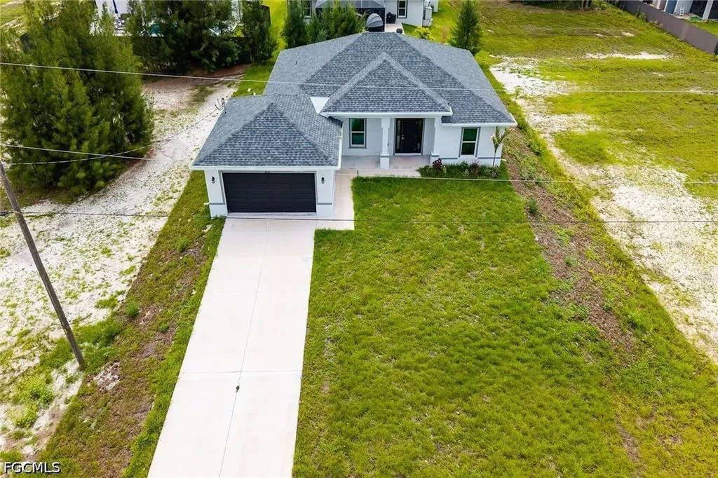 2221 NW 43rd Avenue Cape Coral FL 33993