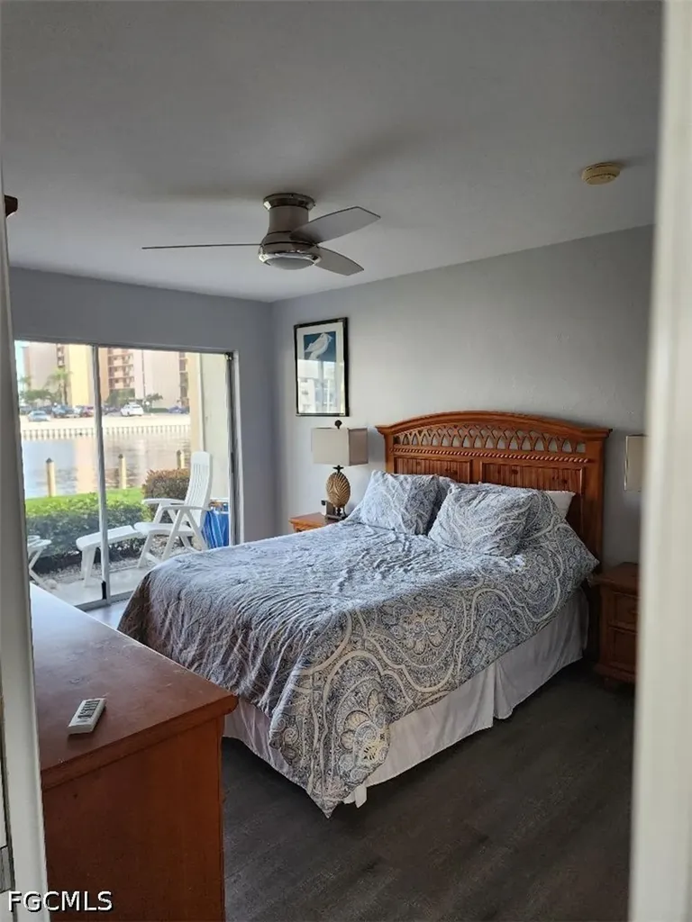 1932 SE 43rd Street Cape Coral FL 33904
