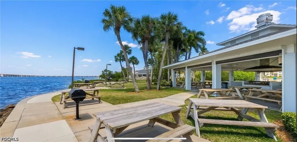 4466 W Mainmast Court Fort Myers FL 33919
