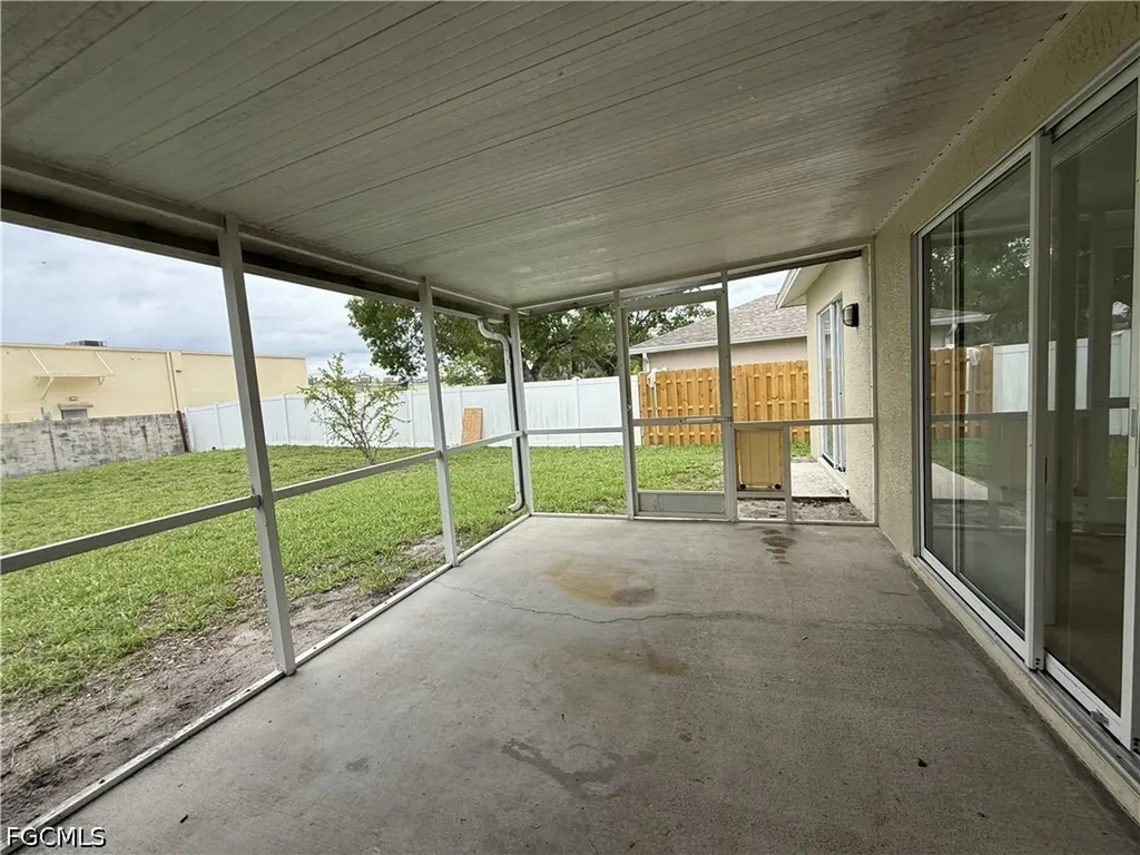 15603 Spring Line Lane Fort Myers FL 33905