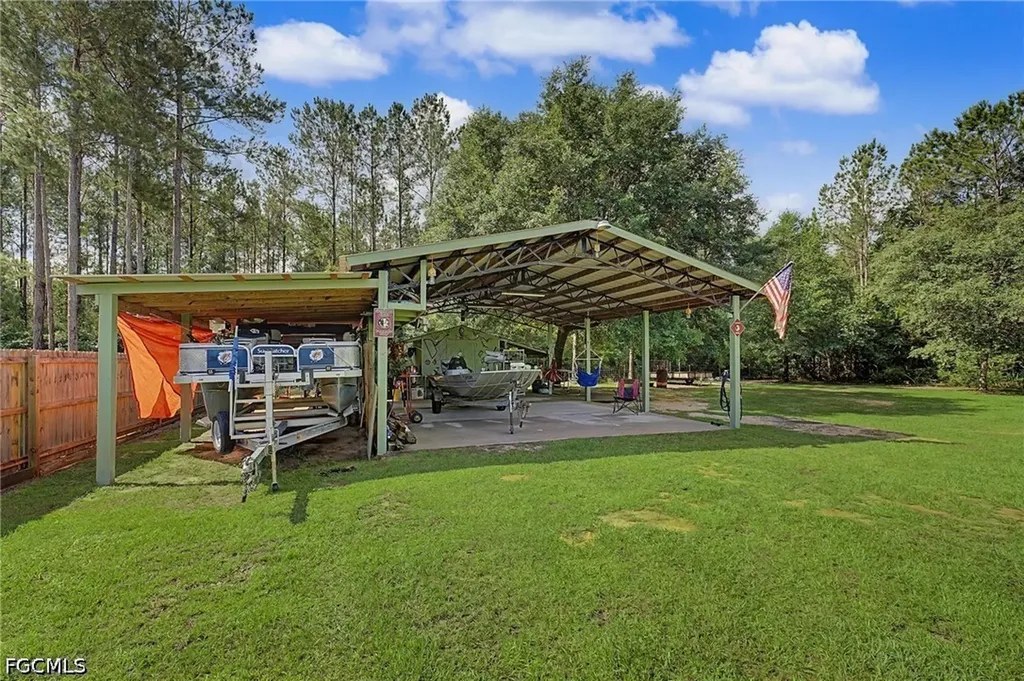 9915 Nichols Lake Road Milton FL 32583