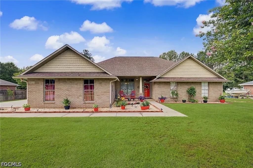 9915 Nichols Lake Road Milton FL 32583