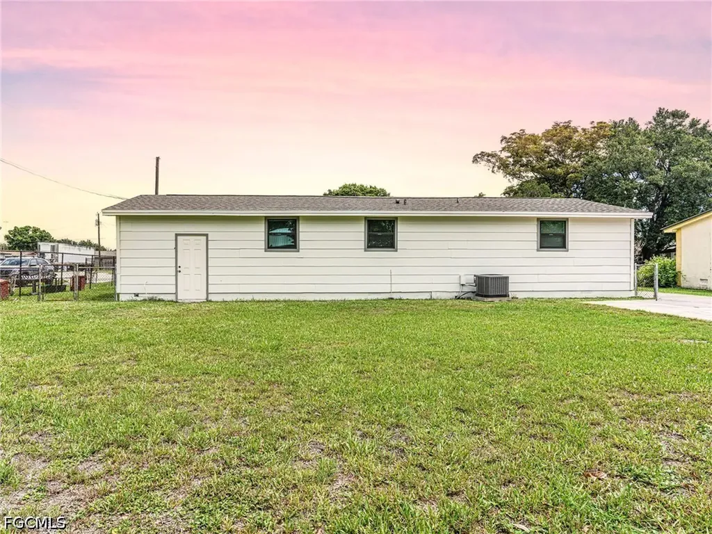 1028 Kentucky Avenue Clewiston FL 33440