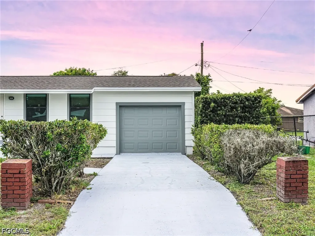 1028 Kentucky Avenue Clewiston FL 33440