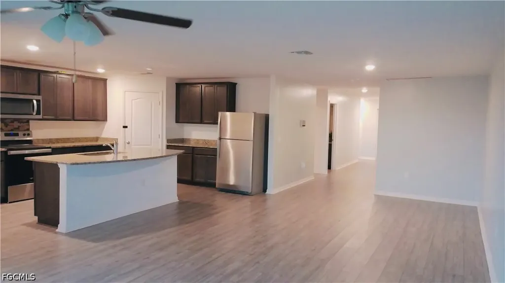 244 Loadstar Street Fort Myers FL 33913
