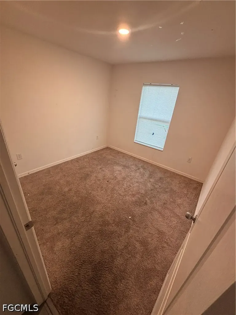 244 Loadstar Street Fort Myers FL 33913