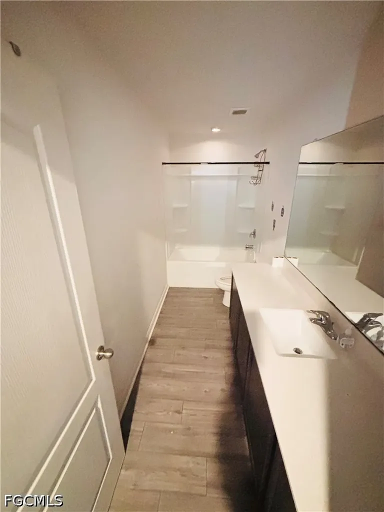 244 Loadstar Street Fort Myers FL 33913
