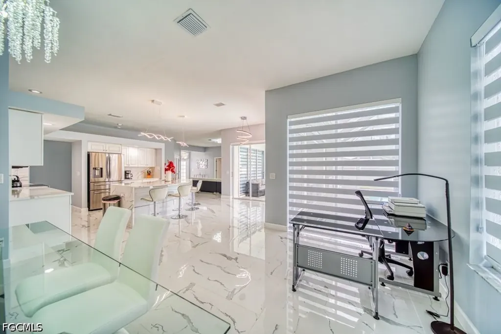 946 SE 23rd Place Cape Coral FL 33990