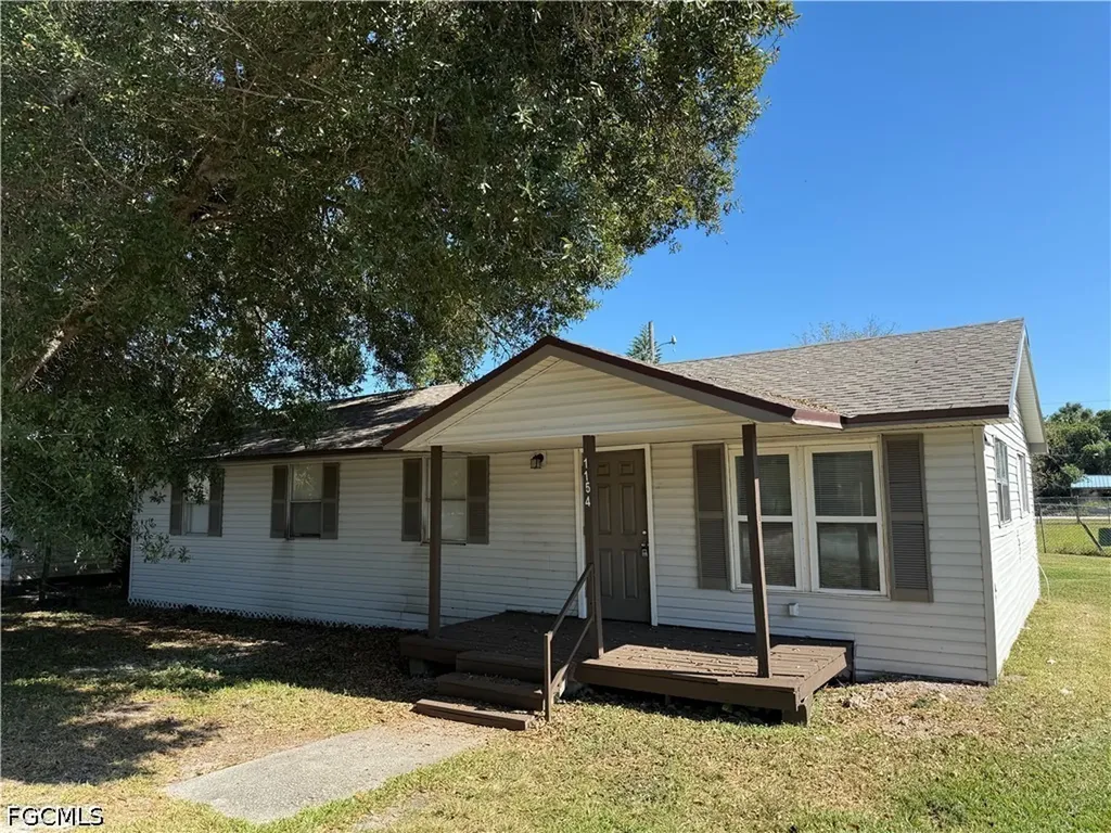 1154 Gamble Street Moore Haven FL 33471
